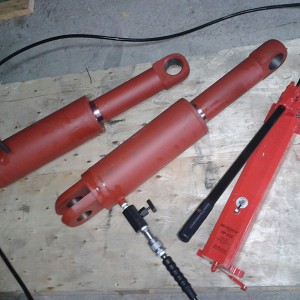 Hydraulic cylinder - 1